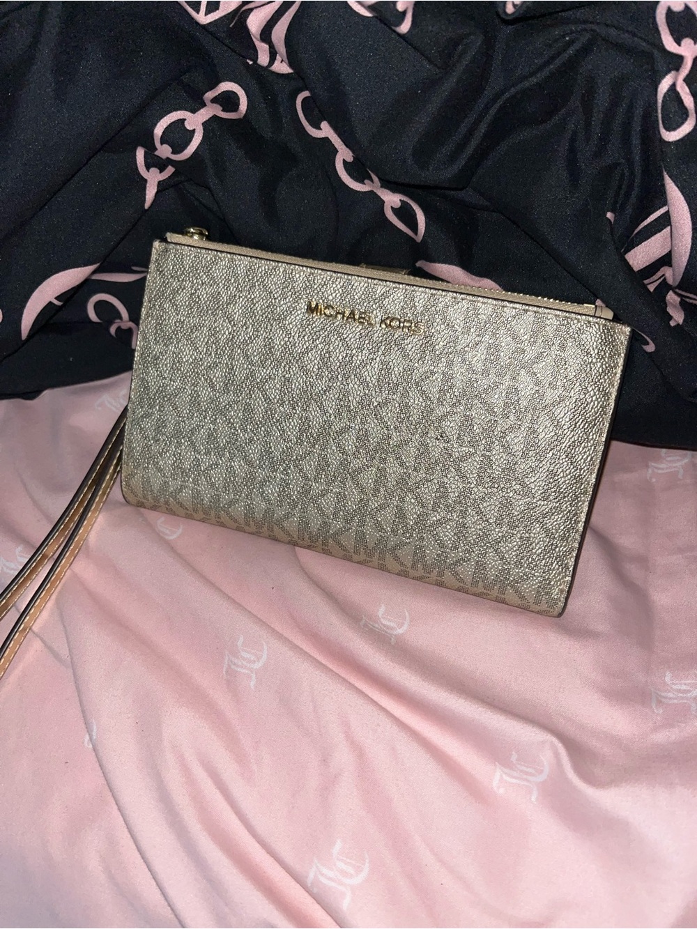 Michael Kors Logo Wristlet Wallet